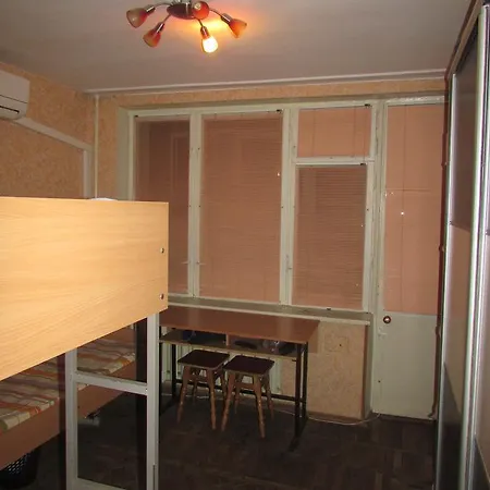 Hostel Near Demiivska Metro Station
